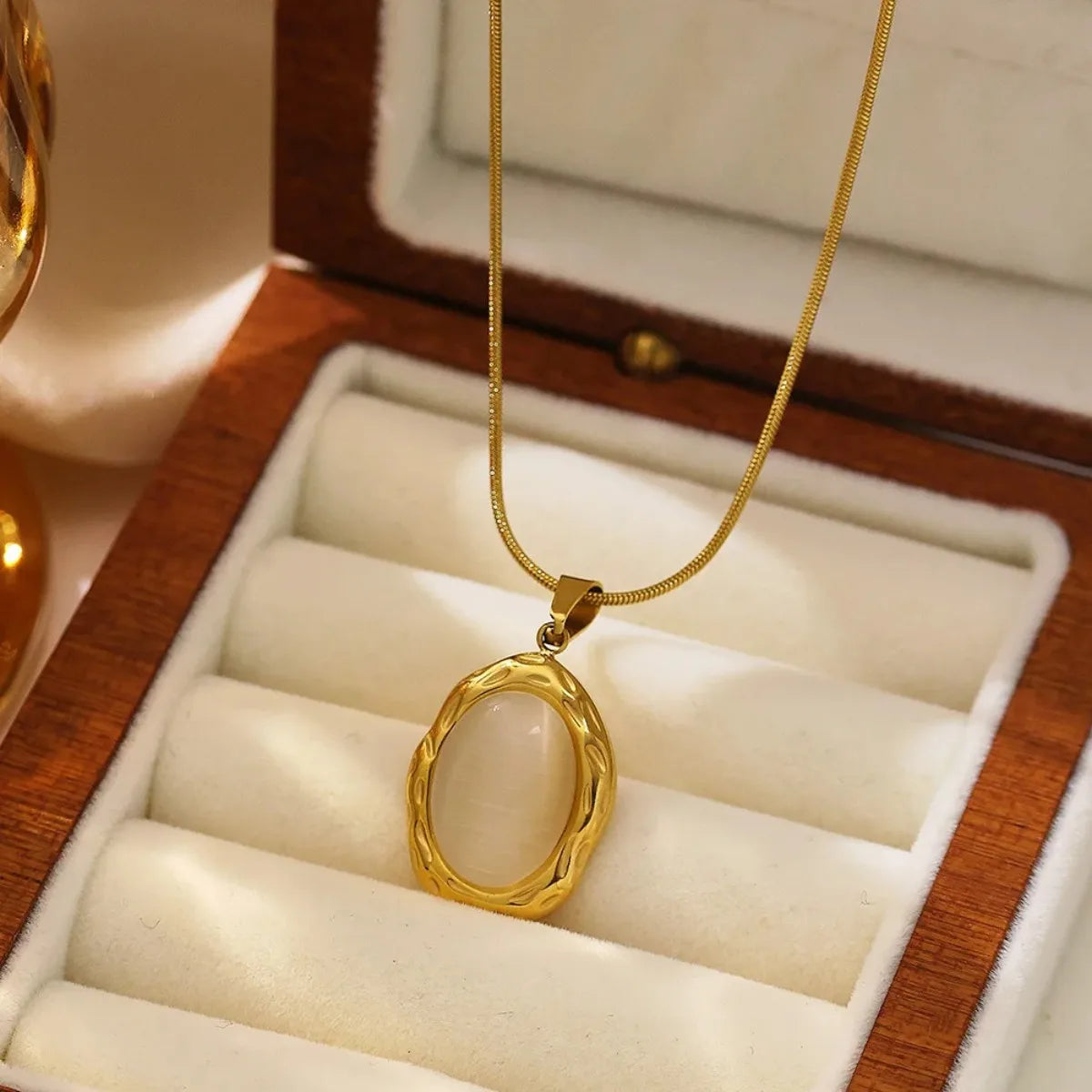 CatEye Necklace