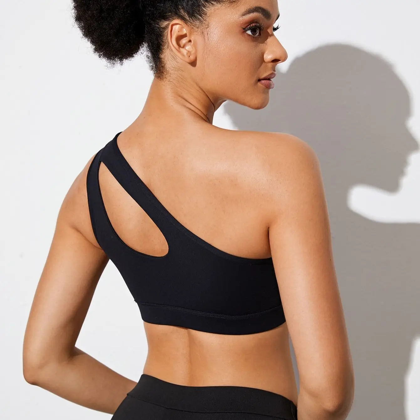 One-shoulder Dash